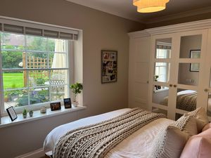 Photo 10- click for photo gallery